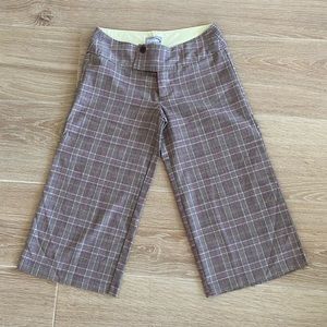 Plaid capri length trousers - Size 7 - Used